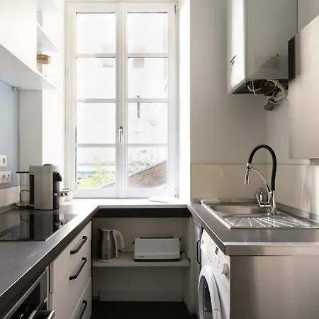 Les Lumieres - Deux Pieces Au Coeur De Apartment